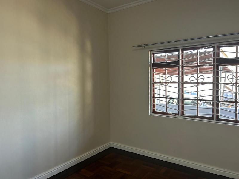 To Let 2 Bedroom Property for Rent in Wynberg Western Cape